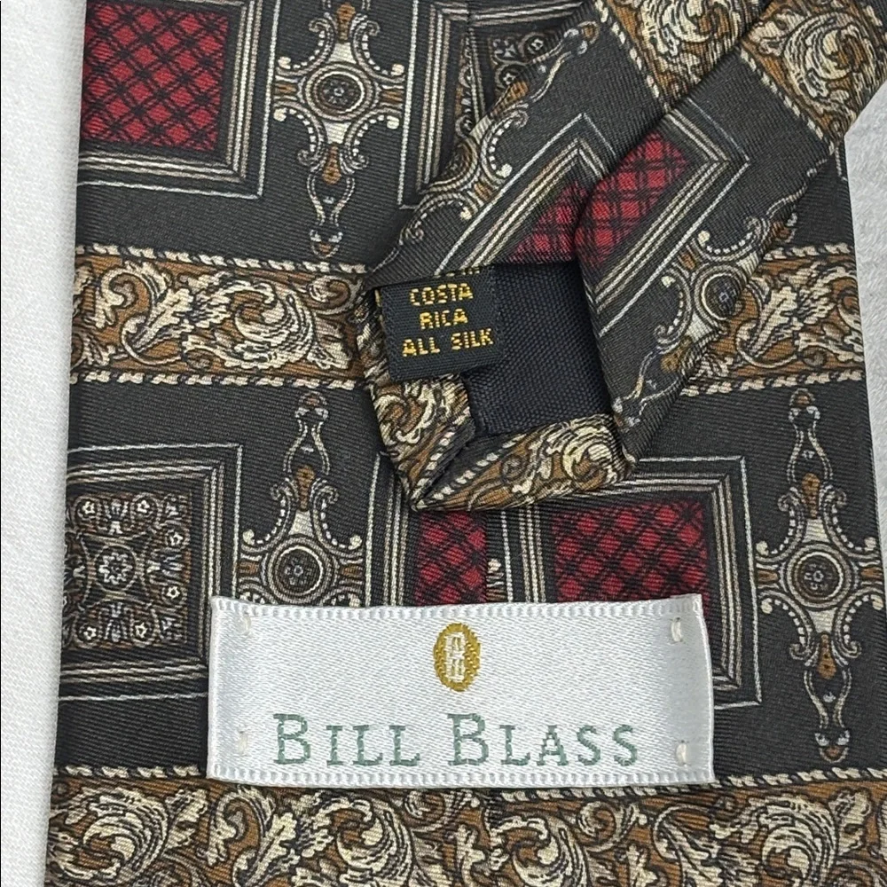Bill Blass Men's 100% Silk Tie Collection - Red, Purple, Green - Picture 3 of 7